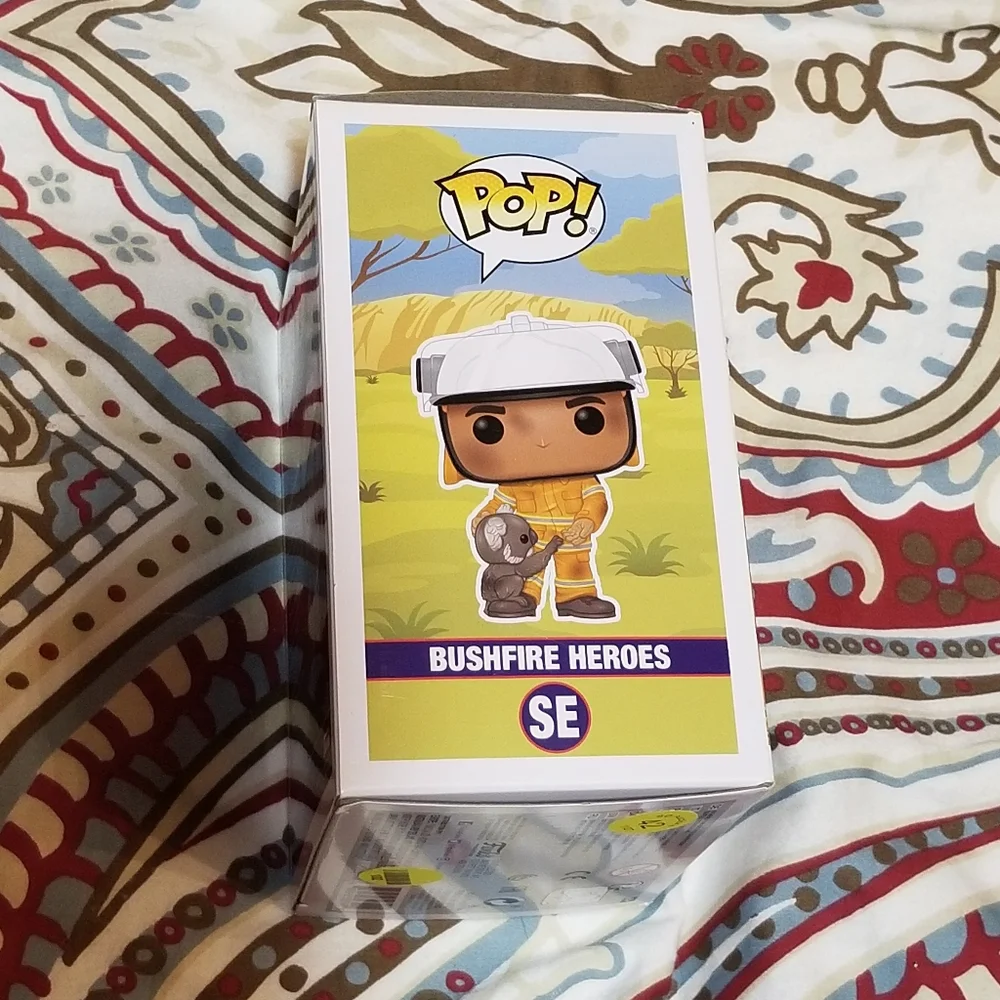 Funko POP! Figure Bushfire Heroes Firefighter and Koala Special Edition